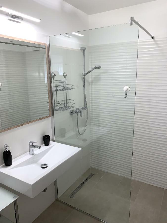 Exclusive Home - C. Apartman 佩奇 外观 照片