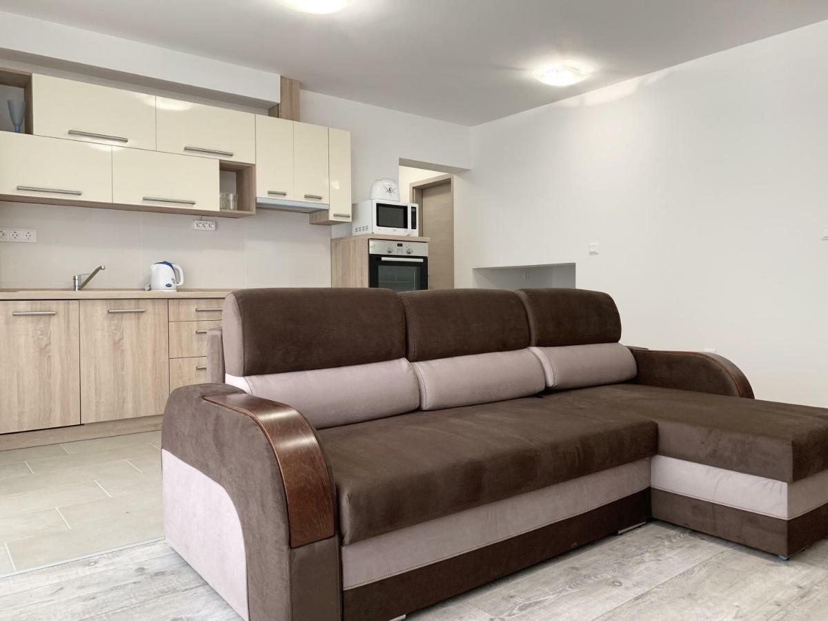Exclusive Home - C. Apartman 佩奇 外观 照片