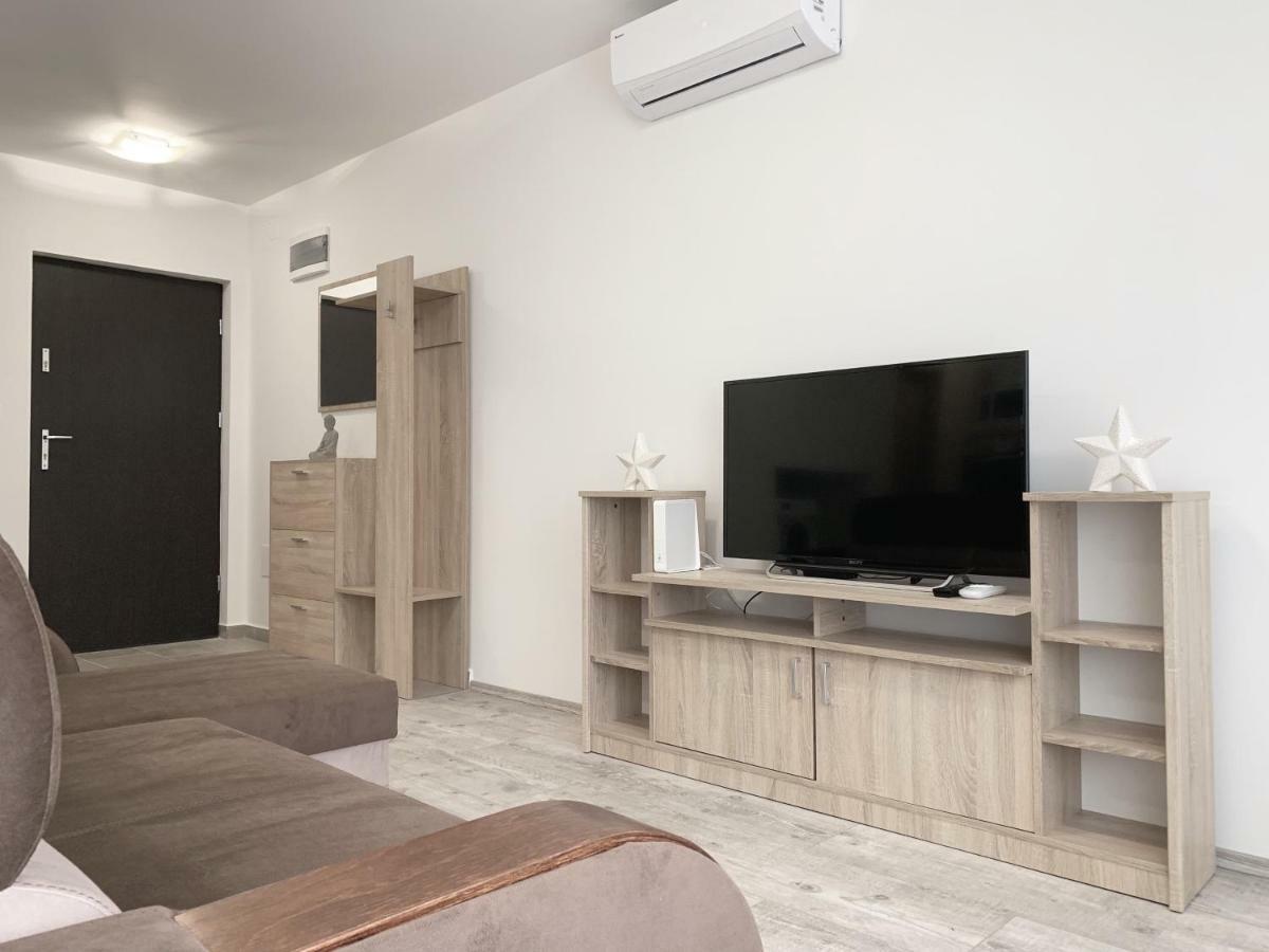 Exclusive Home - C. Apartman 佩奇 外观 照片